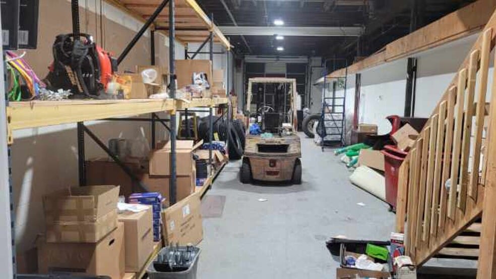 More Photos Of 1601 Pennsylvania Ave, Linden Manufacturing For Lease