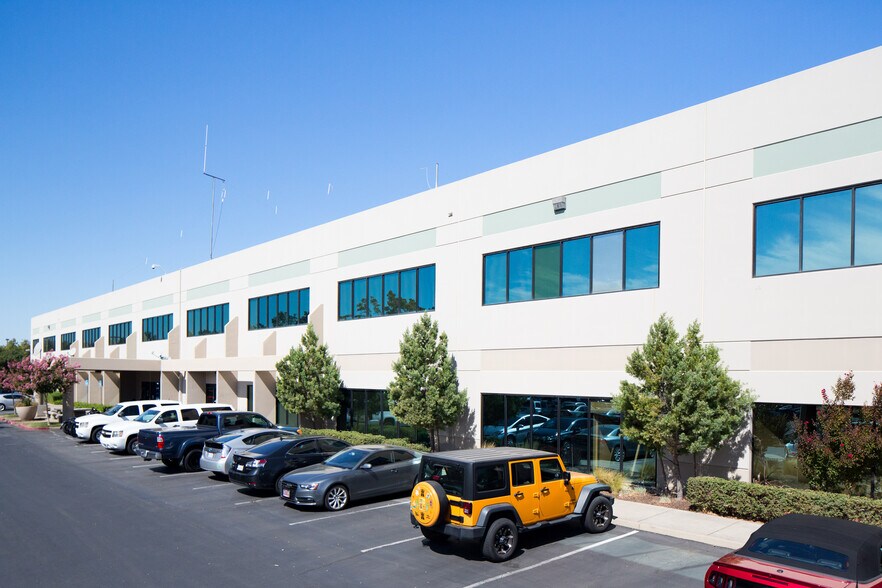 More Photos Of 9800 Goethe Rd, Sacramento Office For Lease