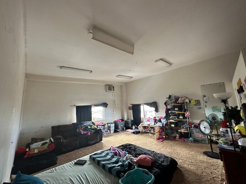 More Photos Of 87-166 Farrington Hwy, Waianae Auto Repair For Sale