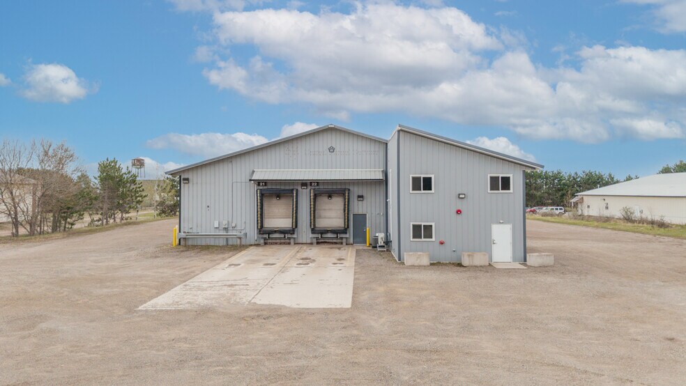 More Photos Of 1025 Pyle Dr, Kingsford Industrial For Sale