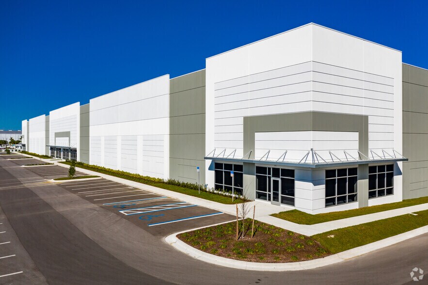 Primary Photo Of 12310 62nd St N, Largo Distribution For Lease