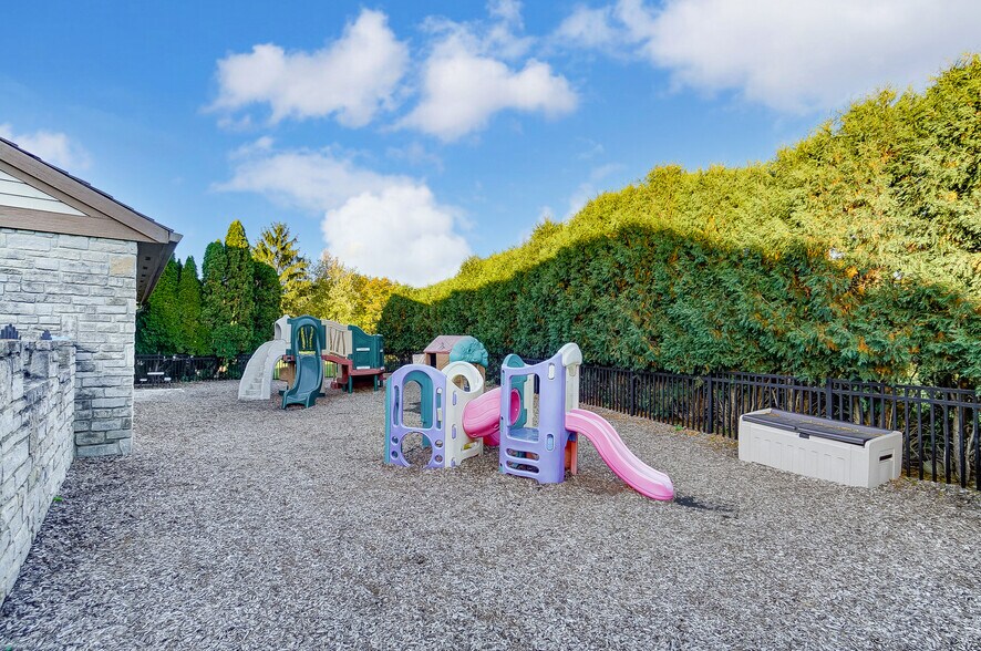 More Photos Of 5900-5920 Cromdale Dr, Dublin Daycare Center For Sale