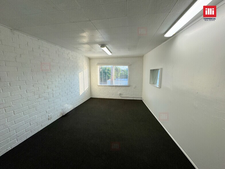 More Photos Of 8240 Beverly Blvd, Los Angeles Storefront Retail Office For Lease