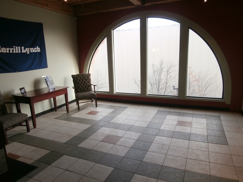 More Photos Of 415 Lisbon St, Lewiston Office For Sale