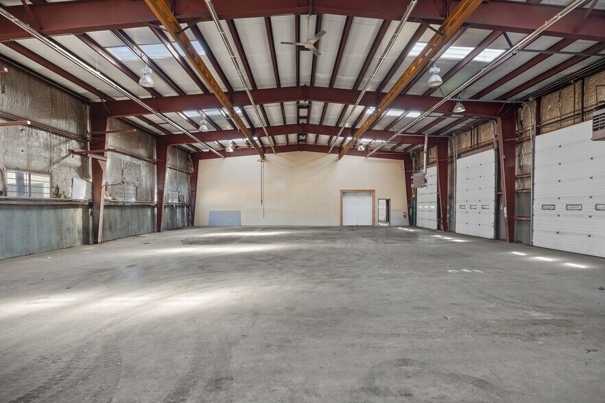 More Photos Of 5214 Lake Ave, Saint Joseph Industrial For Sale