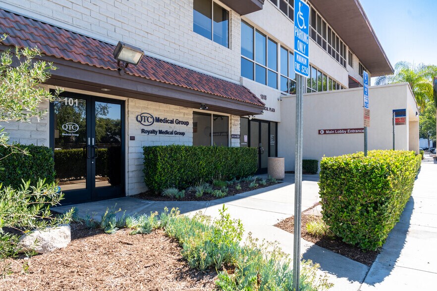 More Photos Of 1818 N Orange Grove Ave, Pomona Medical For Lease