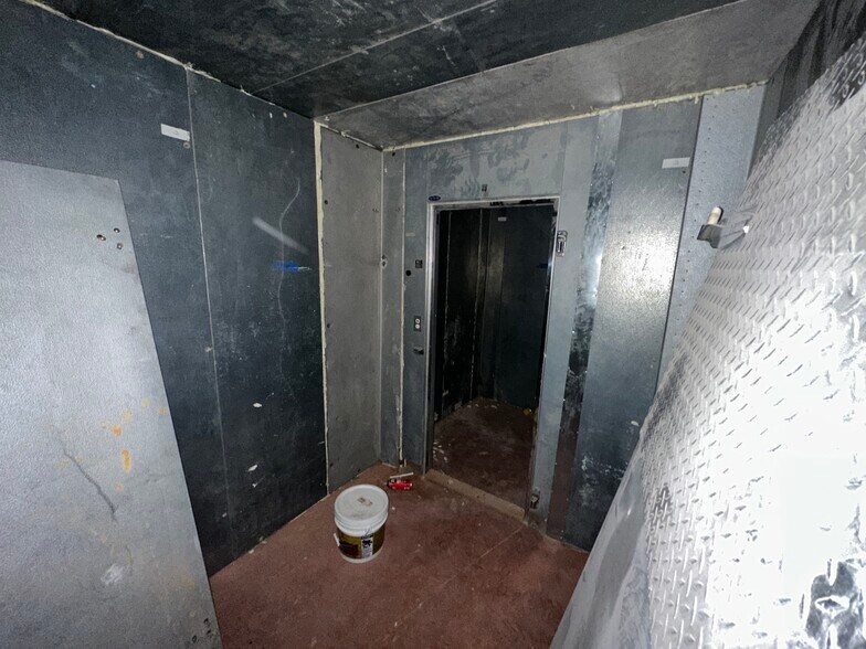 More Photos Of 360 Thurston Rd, Rochester Restaurant For Sale