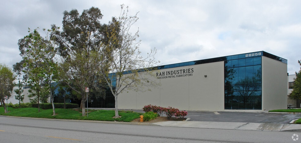 Primary Photo Of 28258 Avenue Stanford, Valencia Manufacturing For Sale