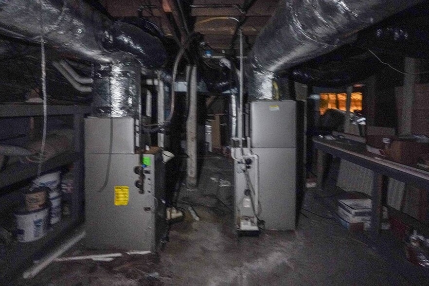 More Photos Of 308 Main St, Oxford Apartments For Sale