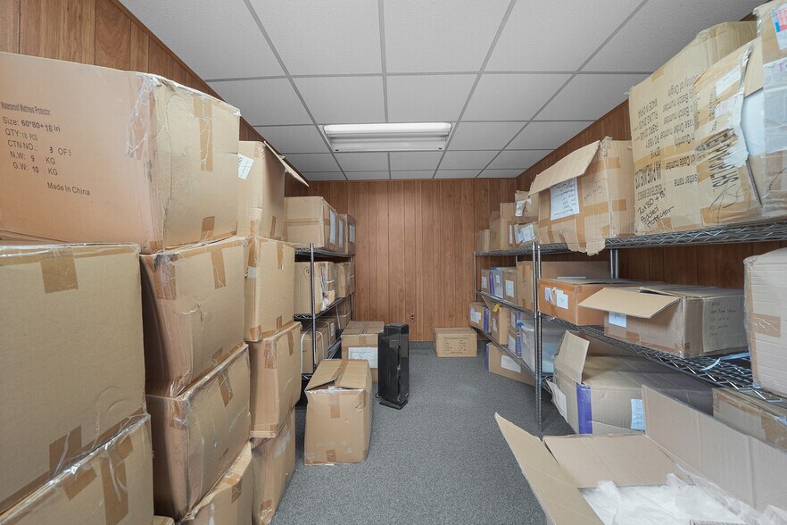 More Photos Of 4130 44th St SE, Grand Rapids Office For Sale