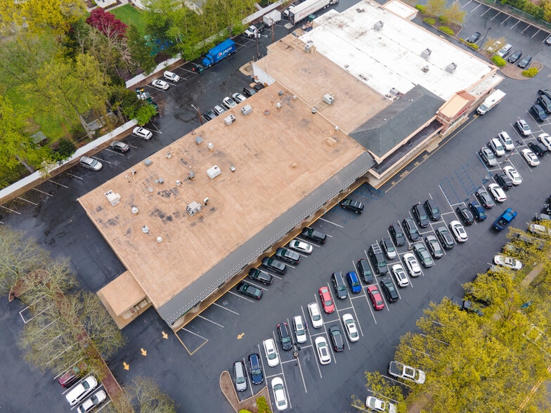 More Photos Of 654B Westwood Ave, River Vale Unknown For Lease