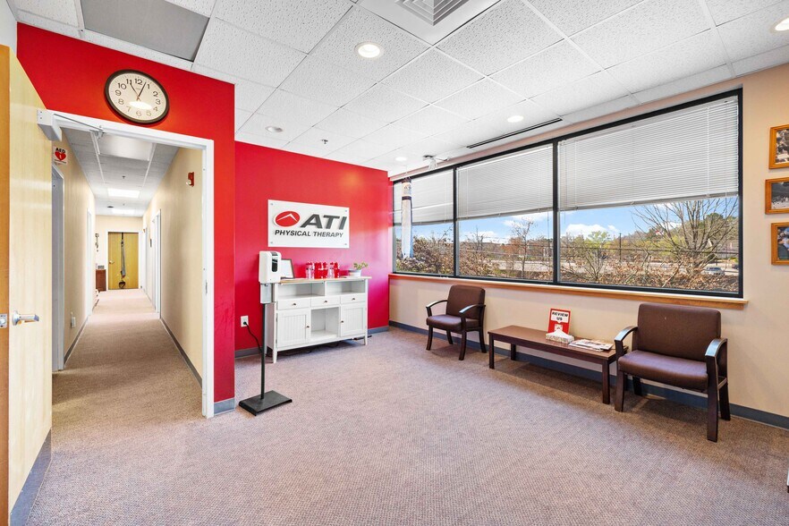 More Photos Of 205 Sage Rd, Chapel Hill Medical For Lease