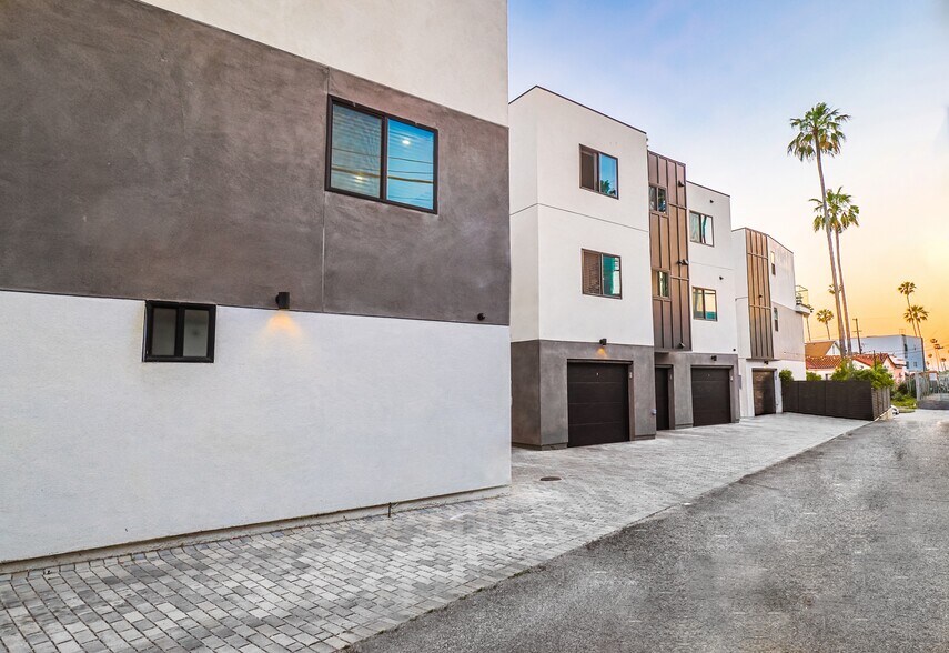 More Photos Of 1414 S Orange Dr, Los Angeles Apartments For Sale