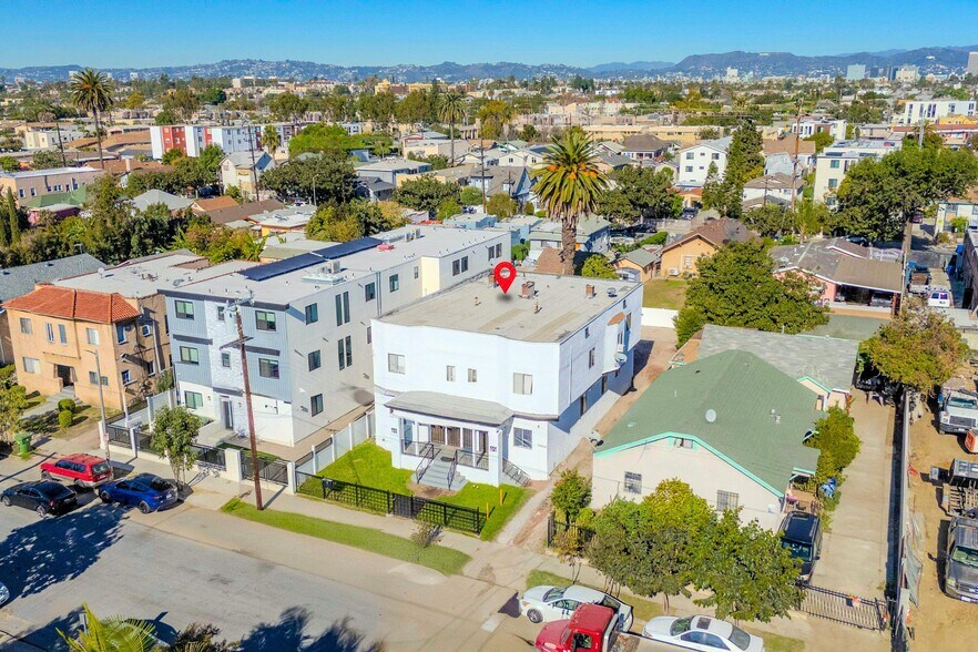 More Photos Of 1416 W 36th St, Los Angeles Apartments For Sale