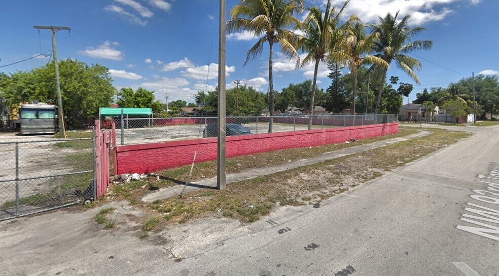 More Photos Of 9333 NW 27th Ave, Miami Auto Dealership For Sale