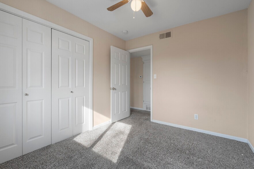 More Photos Of 4201 S Minnie St, Kansas City Apartments For Sale