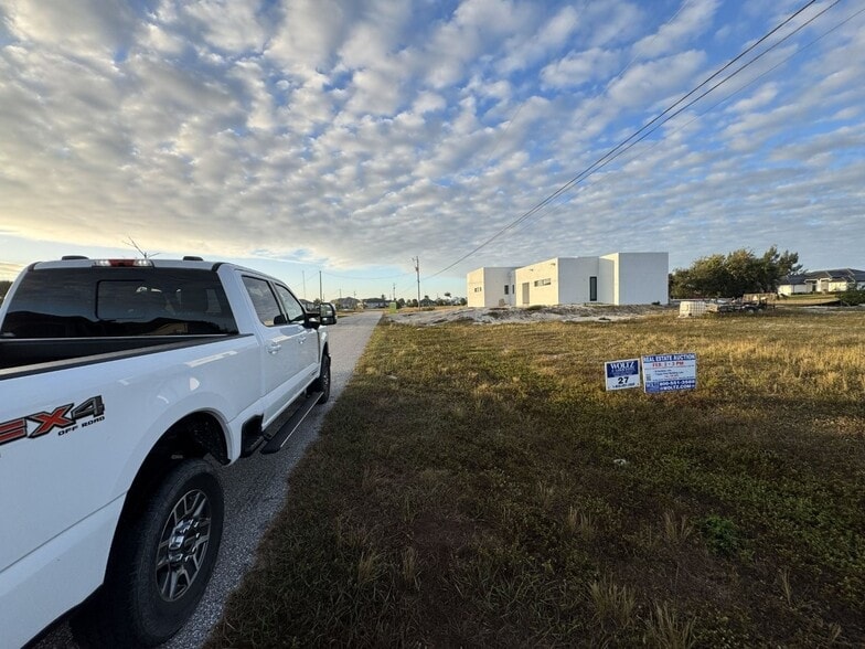 More Photos Of ,  Unknown For Sale