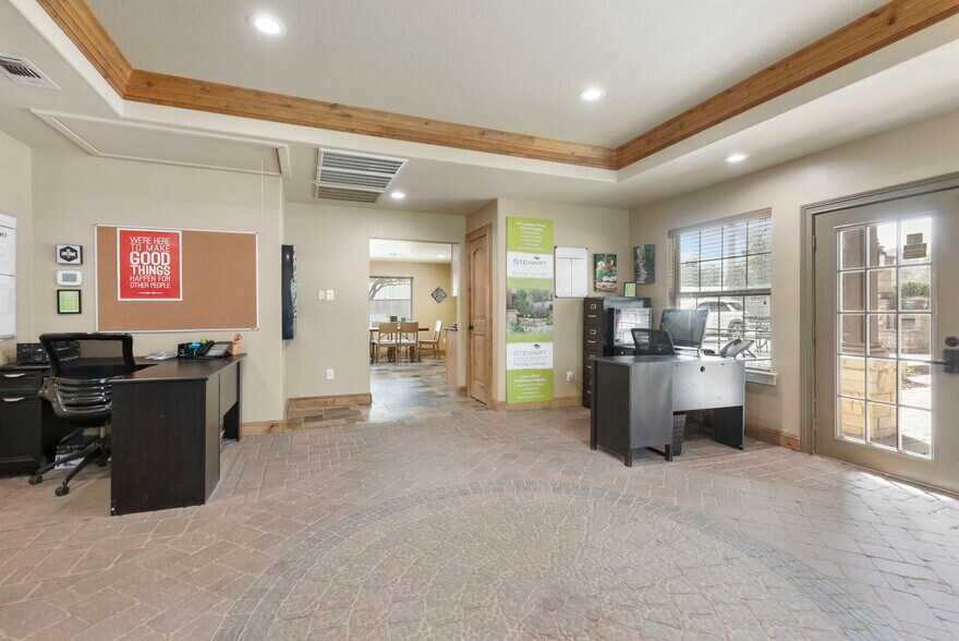 More Photos Of 8711 Hufsmith Kuykendahl Rd, Tomball Industrial For Sale