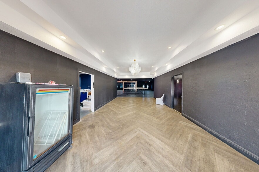 More Photos Of 4946 Rigsby Ave, San Antonio Restaurant For Sale