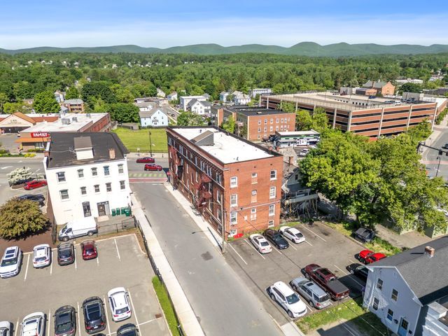 More Photos Of 3 Orchard St, Pittsfield Apartments For Lease
