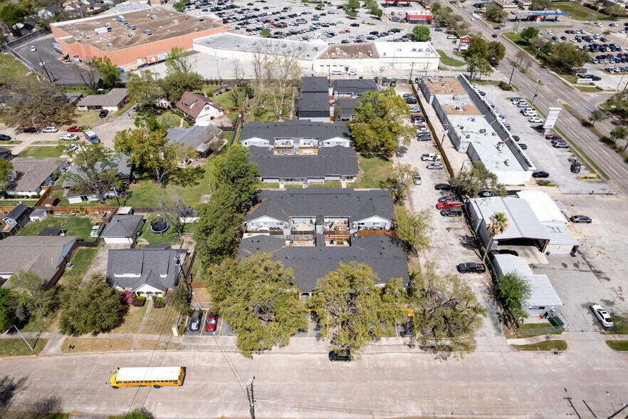 More Photos Of 2675-2689 Gessner Rd, Houston Apartments For Sale