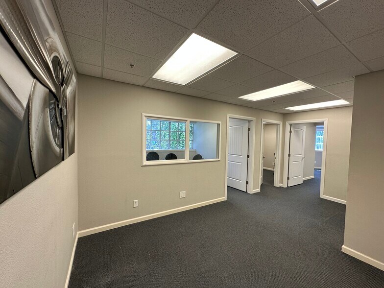 More Photos Of 220 Wright Brothers Ave, Livermore Office For Lease