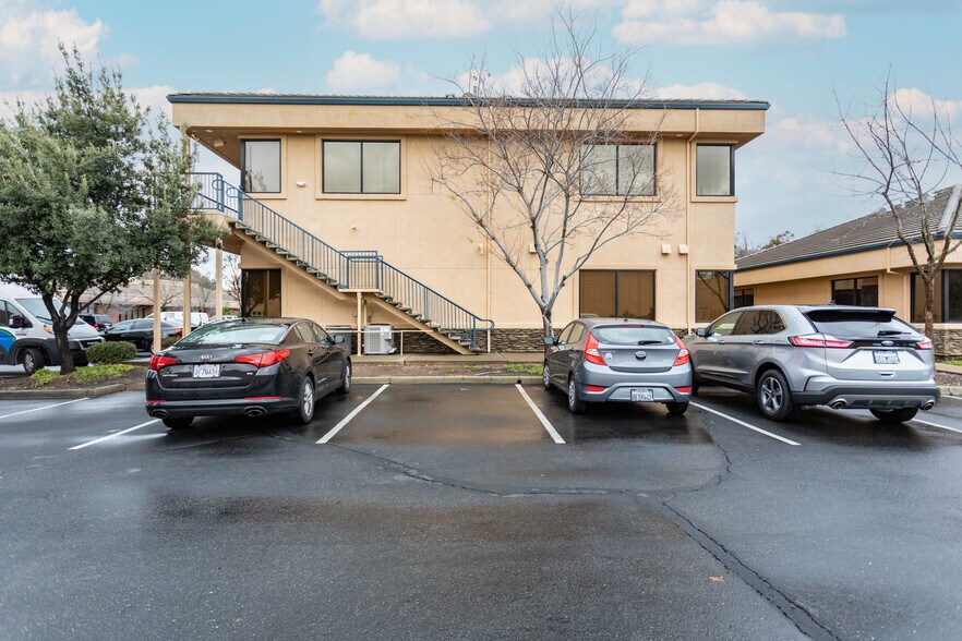 More Photos Of 13405 Folsom Blvd, Folsom Office For Lease