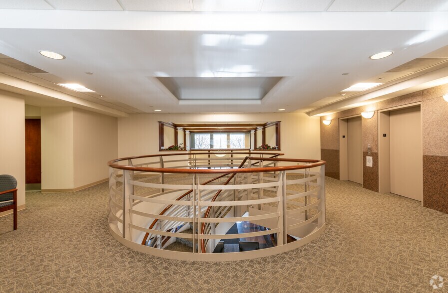 More Photos Of 2 Granite Ave, Milton Office For Lease