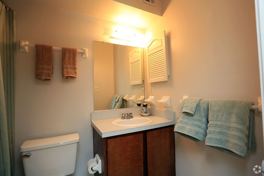 More Photos Of 201 Forest Pine Rd, Franklin Apartments For Sale