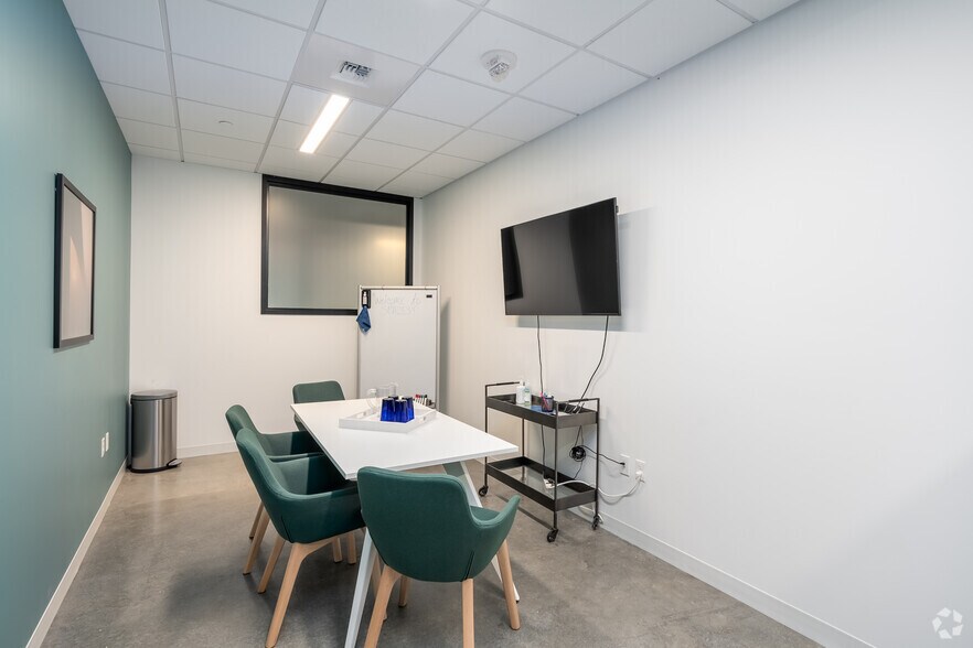 More Photos Of 450 Alaskan Way S, Seattle Coworking Space