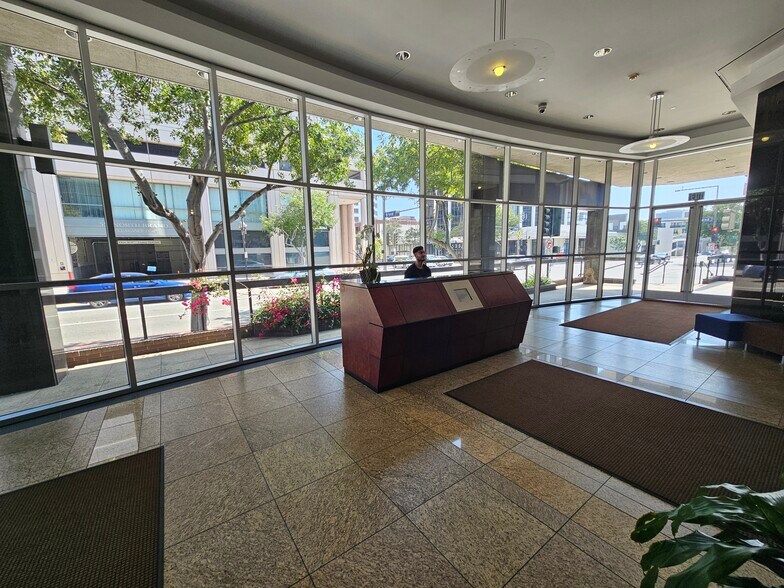More Photos Of 600 N Brand Blvd, Glendale Medical For Lease
