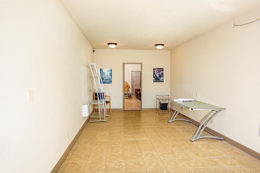 More Photos Of 7001-7013 N Albina Ave, Portland Freestanding For Lease