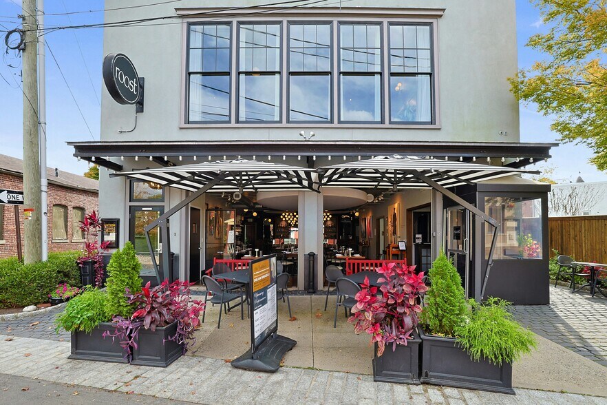 More Photos Of 2 Union St, Sparkill Storefront For Sale