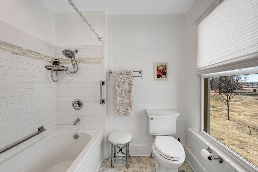 More Photos Of 224 5th St, Hugo Multifamily For Sale