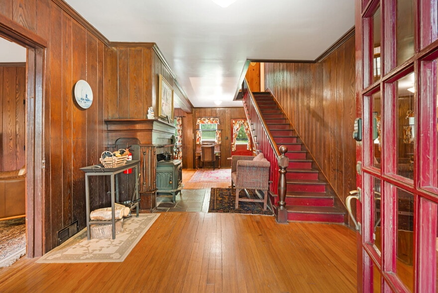 More Photos Of 1186 Old Us Hwy 70 W, Black Mountain Hospitality For Sale