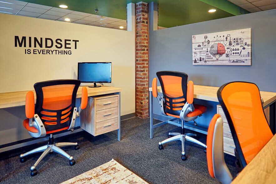 More Photos Of 1630 S Church St, Murfreesboro Coworking Space