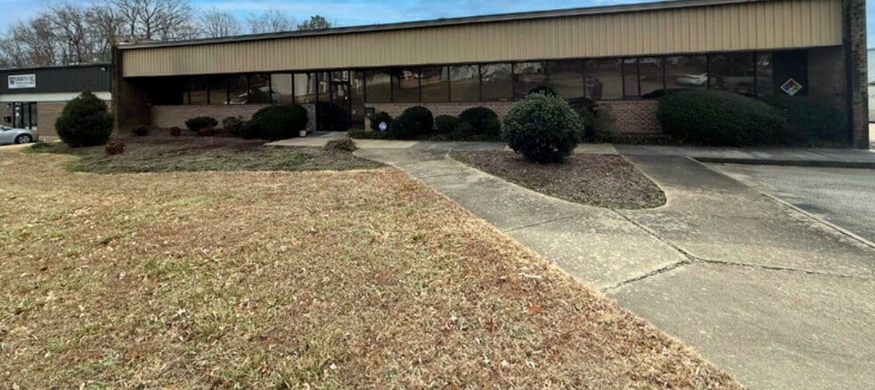 Primary Photo Of 3404 Lake Woodard Dr, Raleigh Flex For Sale