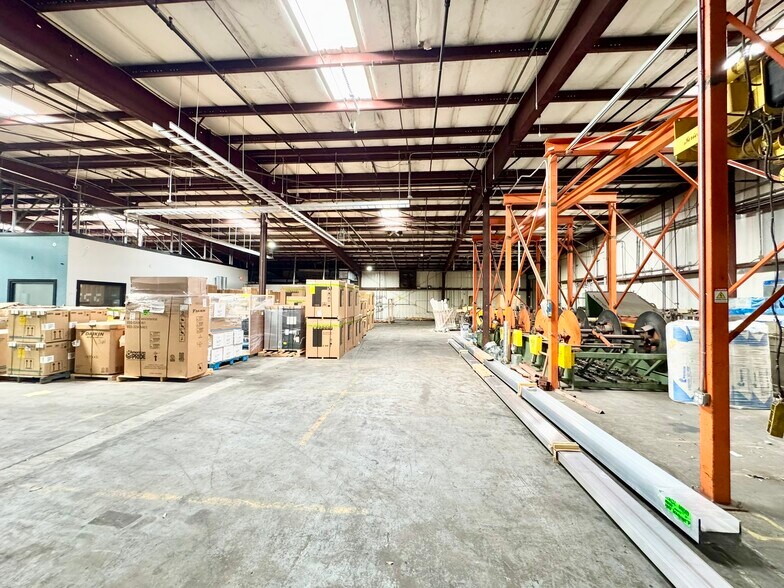 More Photos Of 2900 High Ridge Rd, Boynton Beach Warehouse For Lease