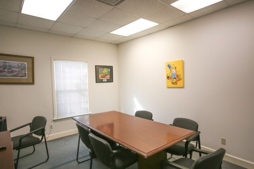 More Photos Of 1201 Stuart Ave, Albany Medical For Sale