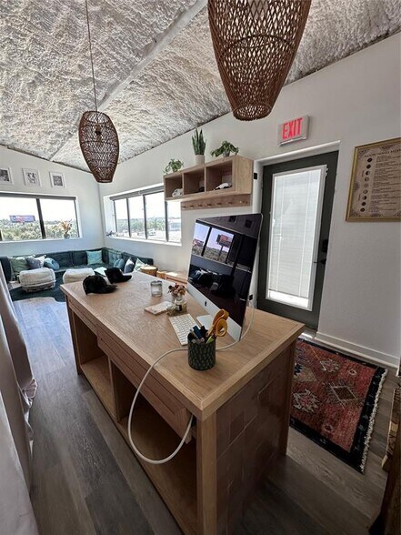 More Photos Of 30307 Ranch Road 12, Dripping Springs Light Manufacturing For Lease