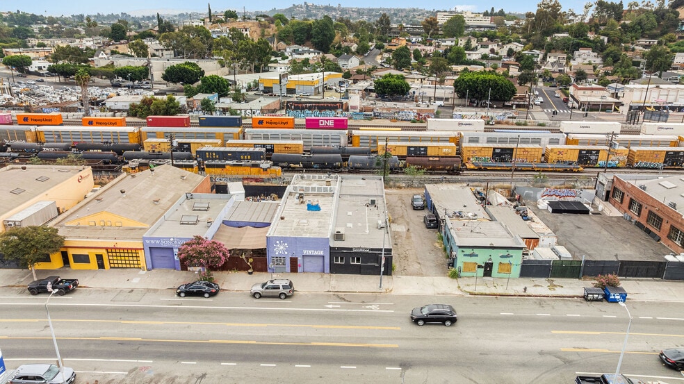 More Photos Of 5254 Alhambra Ave, Los Angeles Distribution For Sale