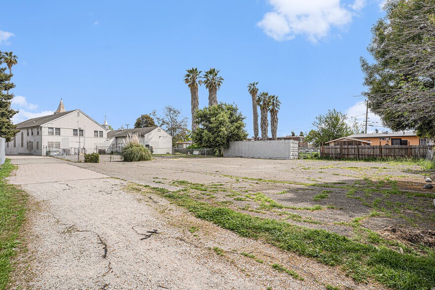 More Photos Of 457 Capistrano Dr, Oakland Specialty For Sale