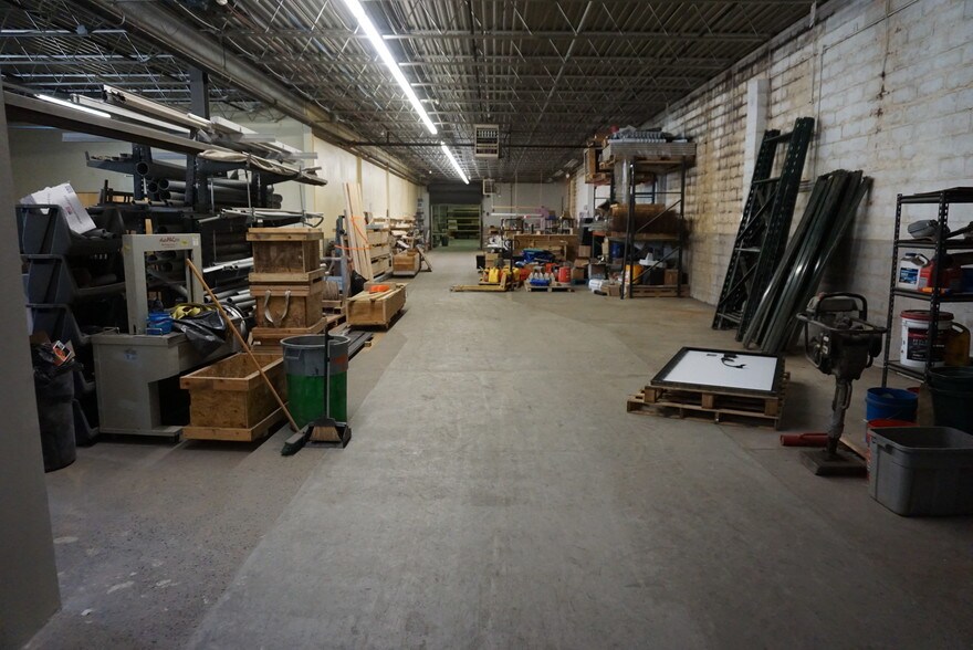 More Photos Of 505 Keystone Rd, Southampton Warehouse For Sale