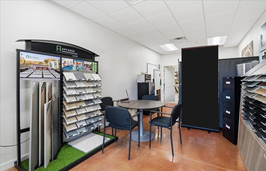 More Photos Of 4224 Solutions Ln, Bradenton Warehouse For Sale