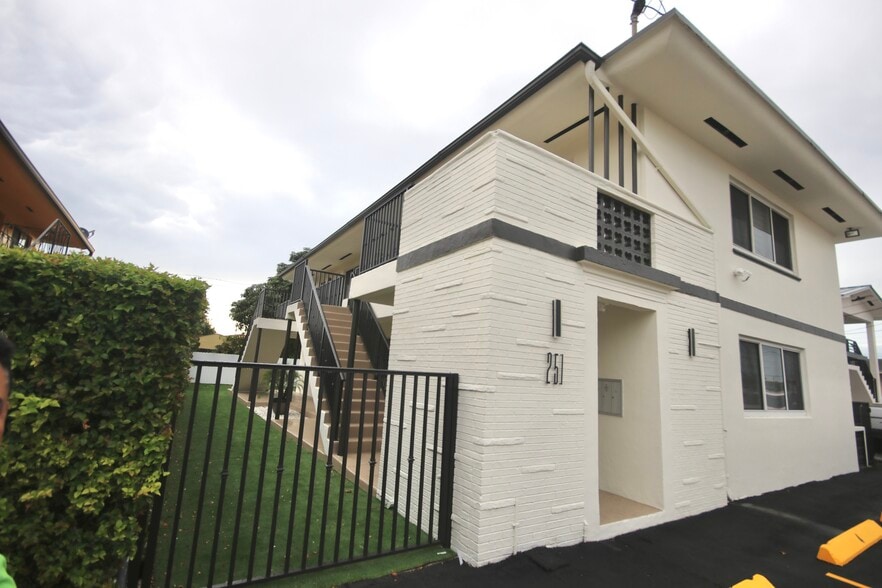 More Photos Of 251 NW 57th Ave, Miami Apartments For Sale