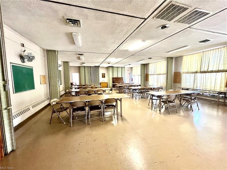 More Photos Of 14394 Youngstown Pittsburgh Rd, Petersburg Religious Facility For Sale