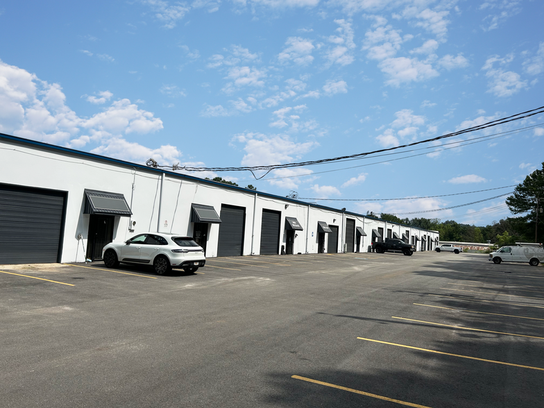 Primary Photo Of 2260 Lithonia Industrial Blvd, Lithonia Warehouse For Lease