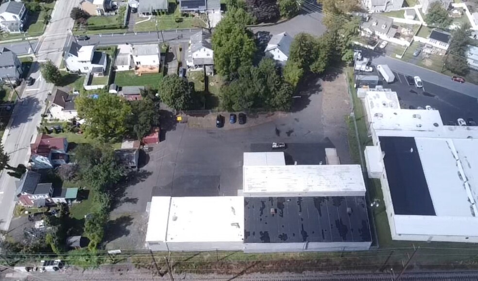 More Photos Of 100 N Penn St, Hatboro Warehouse For Sale