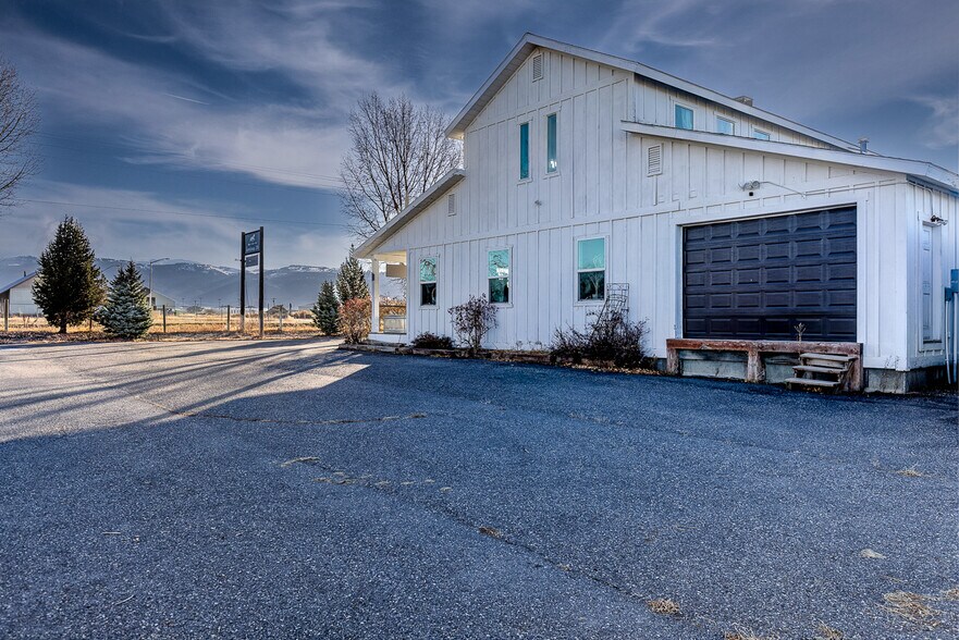 More Photos Of 535 Moraine Ct, Driggs Storefront Retail Residential For Lease