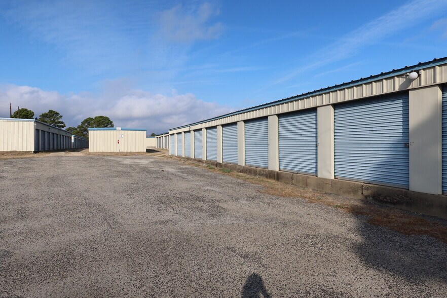 More Photos Of 290 Industrial Blvd, Bastrop Self Storage For Sale